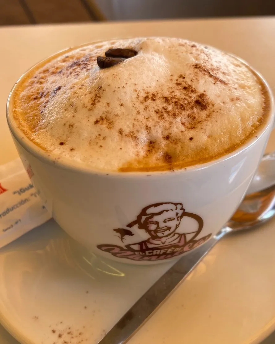 Café espresso recién servido
